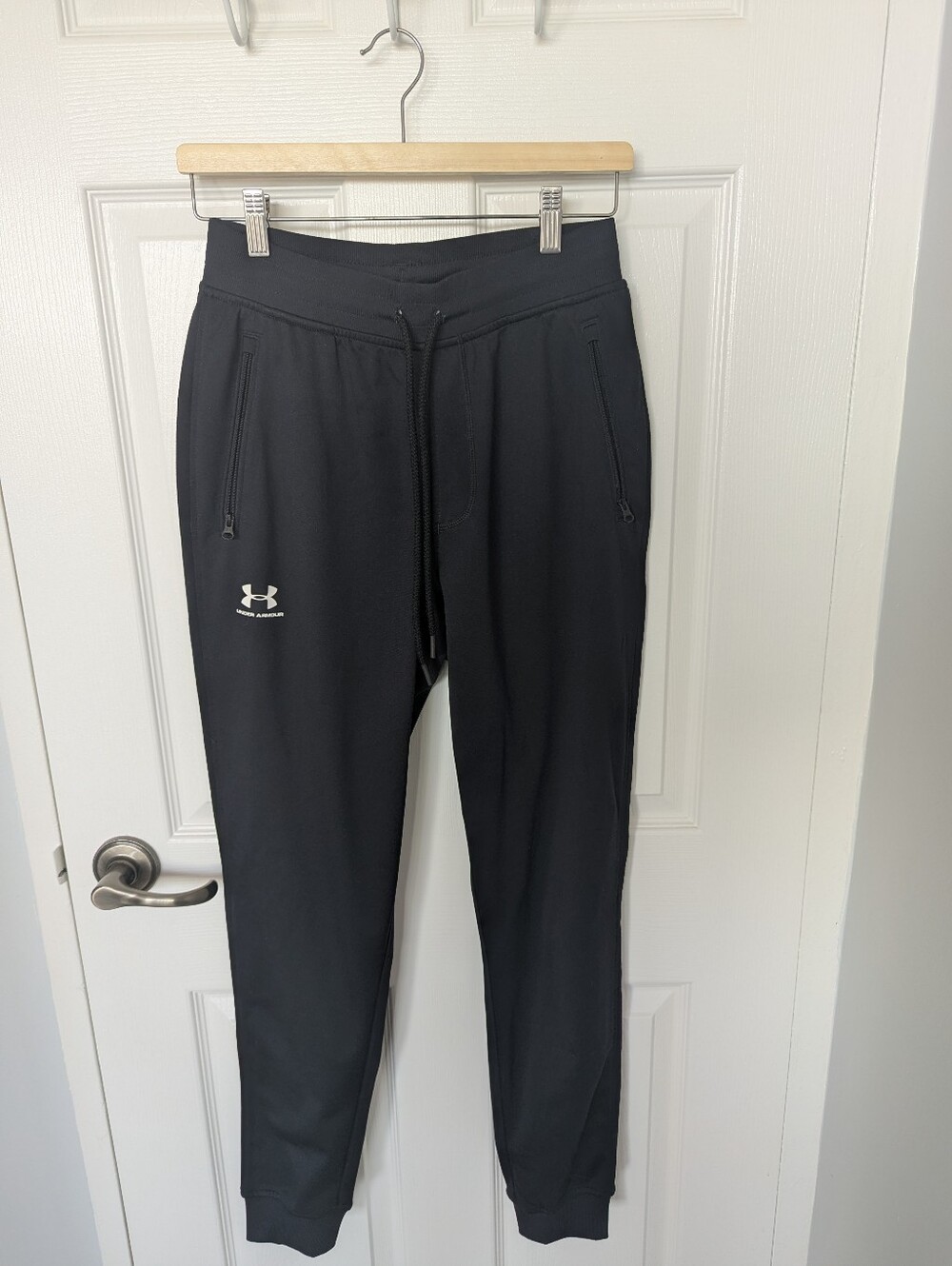Under Armour Black Athletic Jogger Pants with Zip Pockets